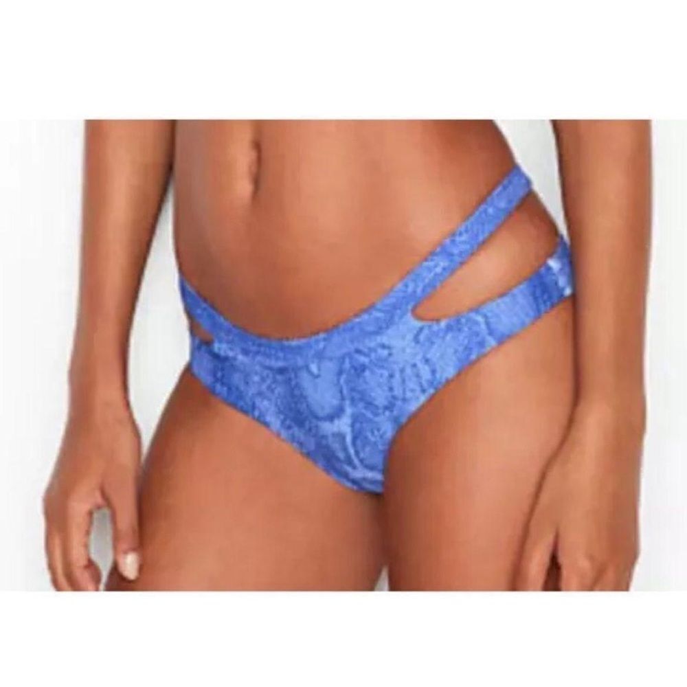 Victoria's Secret Snakeskin Purple Print Bikini Bottom - Size Large (Runs Small) - Picture 2 of 8